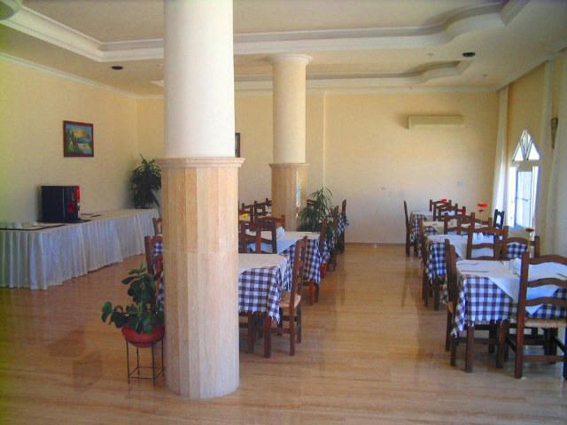 Bare Hill Holiday Village Elea Restoran gambar